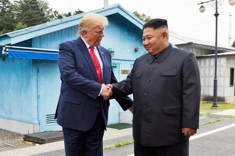 Чому рішення Трампу про навчання з Південною Кореєю стосується кожного
