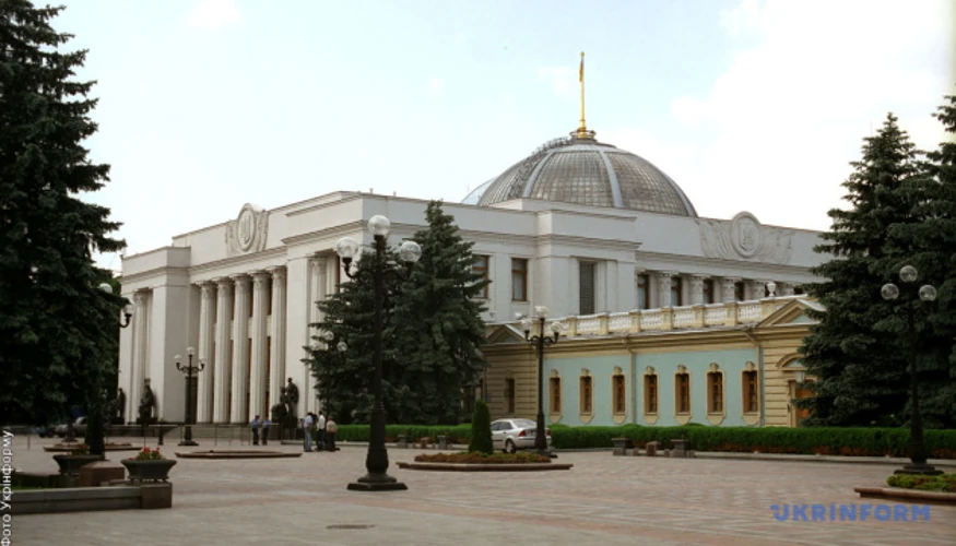 Бабак: законопроєкт №16119 не звужує статус української і не повертає російську в освіту
